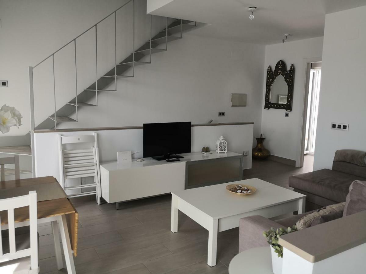 Apartamentos En Paseo Maritimo เอลรอมปิโด ภายนอก รูปภาพ