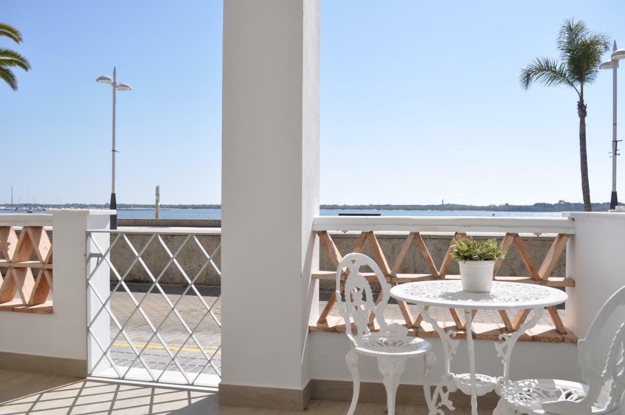 Apartamentos En Paseo Maritimo เอลรอมปิโด ภายนอก รูปภาพ