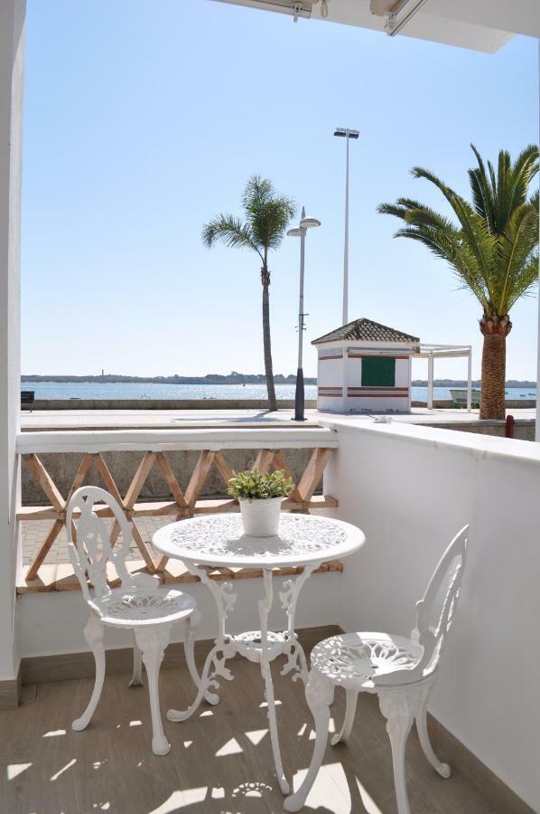 Apartamentos En Paseo Maritimo เอลรอมปิโด ภายนอก รูปภาพ