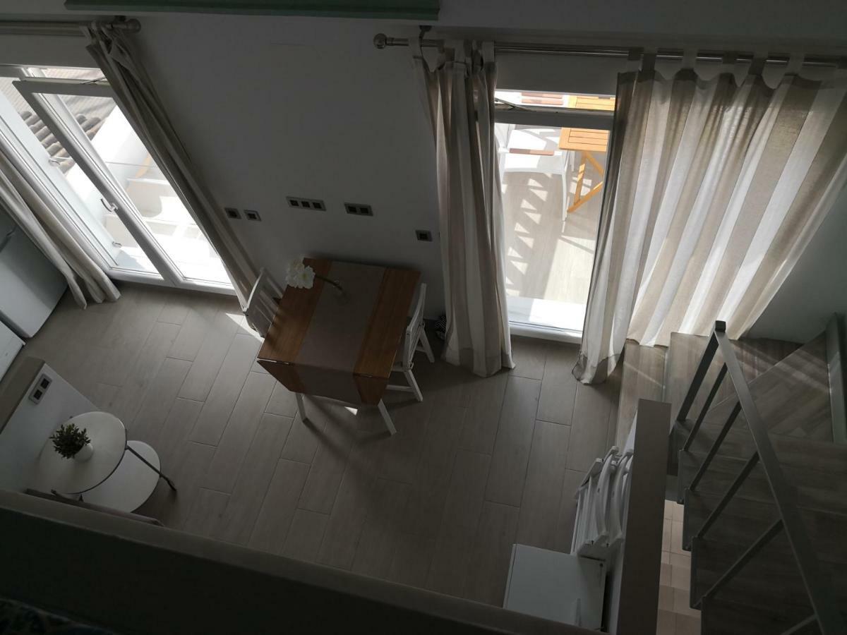 Apartamentos En Paseo Maritimo เอลรอมปิโด ภายนอก รูปภาพ