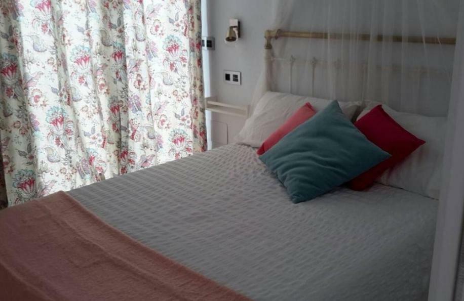 Apartamentos En Paseo Maritimo เอลรอมปิโด ภายนอก รูปภาพ